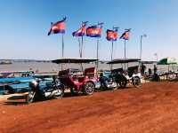Kampong Phluk Boat Dock: A Journey to the Floating World