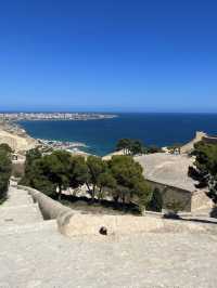 Castell de Santa Bárbara: Alicante’s Fortress in the Sky 