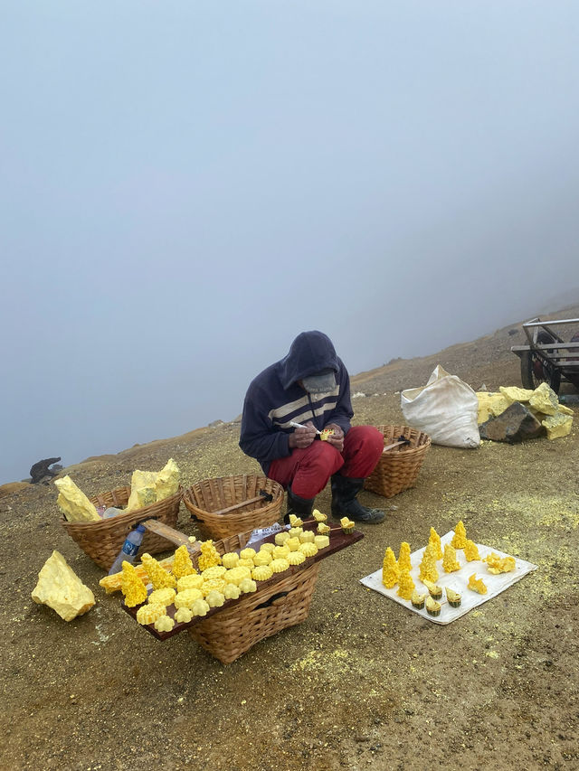 Hiking Kawah Ijen, Surabaya 😍