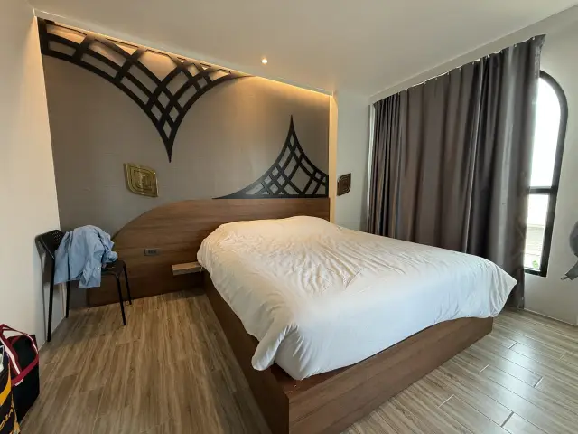 아유타야에 있는 호텔을 추천합니다.