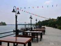 The Pomelo Amphawa