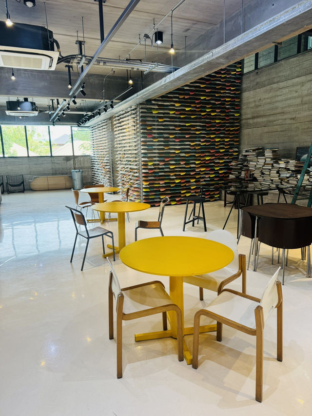 Friend Cafe ทาวน์อินทาว์น – คาเฟ่+Co-Working Space