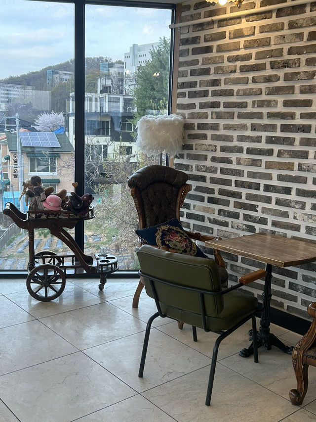 수암골 감성 한가득, 청주 카페 풀문에서 여유 한잔🤍🌸