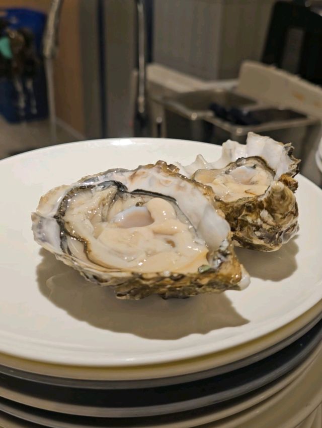 近距離睇師傅即割日本藍鰭吞拿魚
