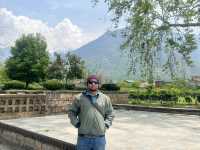 Everyone Must Visit Kashmir at least once in a life time