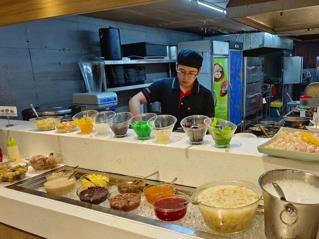 新莊吃到飽，貴族世家體育館店