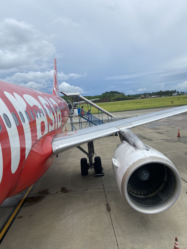 #flywithairasia 