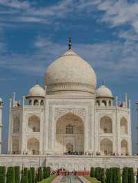 The Timeless Beauty of the Taj Mahal: A Journey to Eternal Love