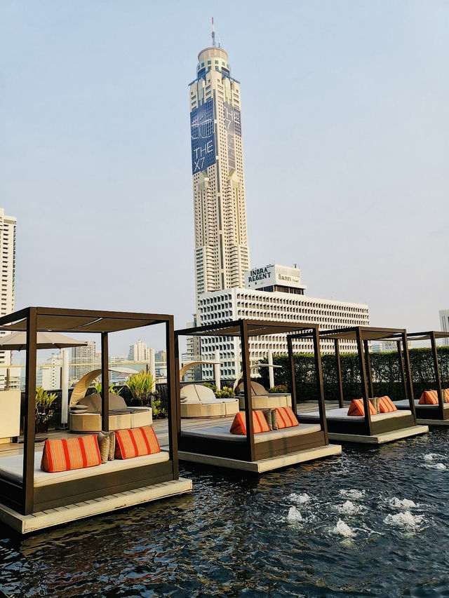 Modern Comfort at Centara Watergate Pavilion Hotel