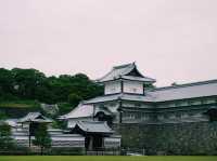 富山城跡的歷史之旅 🏰🌳