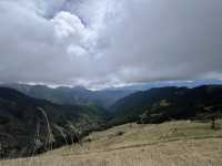 雪山主東峰下翠池