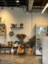 【バンコク】アーリーのゆったりカフェ「Poet House Cafe」