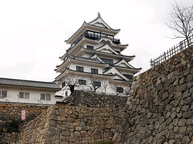【🇯🇵福山】駅から徒歩すぐ！復元された名城「福山城」へ