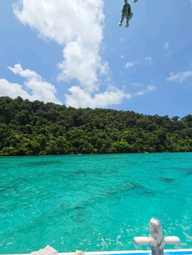 เกาะสุรินทร์ 🏝