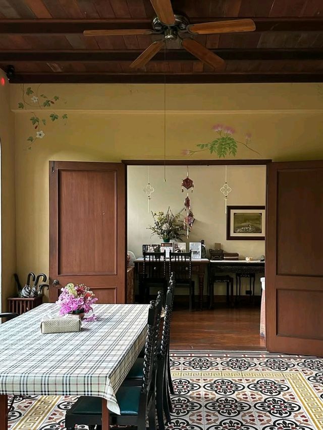 🌿✨ Bangkok’s Hidden Gem: Ariyasomvilla – A Thai Heritage Retreat! ✨🌿