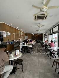 Kuu Comforts: Where Local Favourites Meet Café Chic in Eco Botani