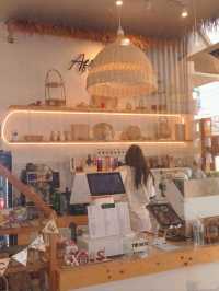 🌿☕ After Me Studio Cafe – คาเฟ่สุดชิลล์ กาญจนบุรี