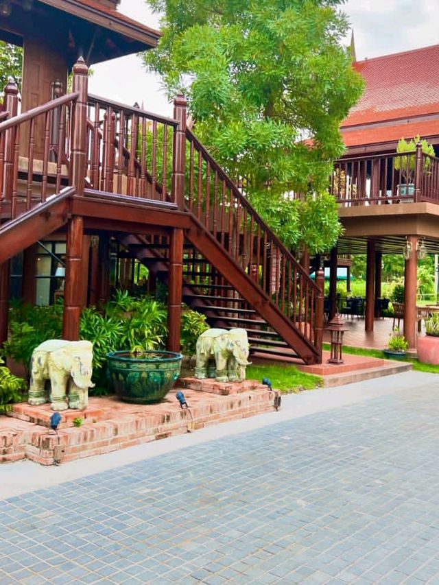 🌴 Divalux Resort & Spa Bangkok – Airport Convenience with a Resort Feel ✈️🏨🌅