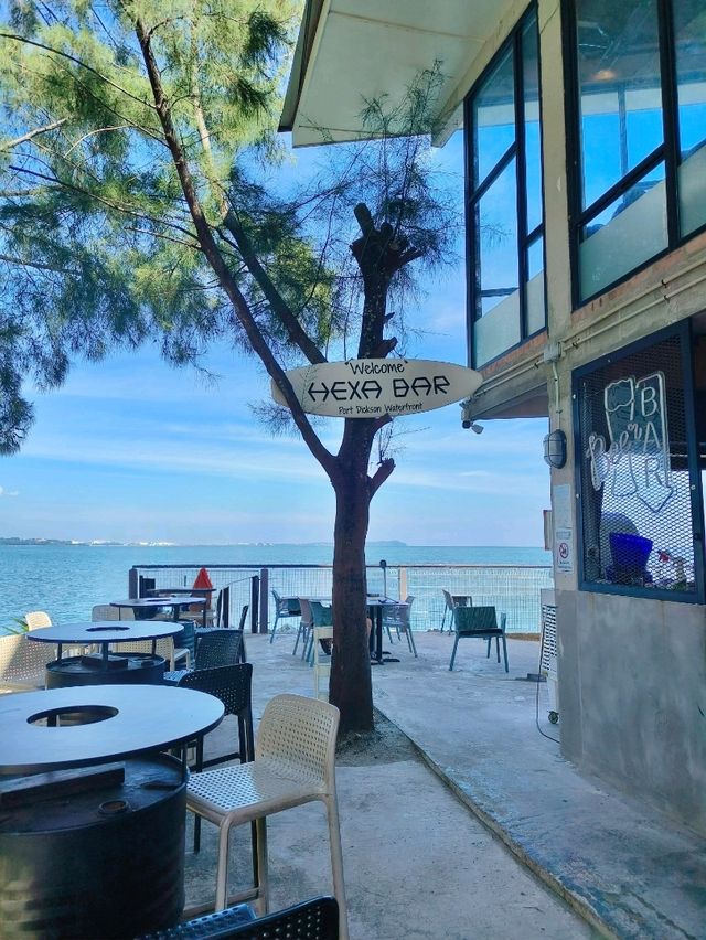 Affordable Café by the Sea? Yes Please