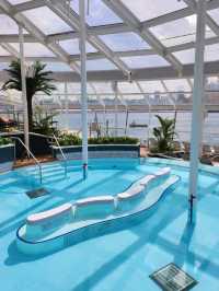 Singapore:🚢✨ Ovation of the Seas – Luxury Meets Adventure at Sea! 🌊🌏