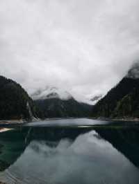 Ultimate Jiuzhaigou Valley Guide: China's Most Breathtaking UNESCO Paradise
