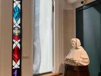 Guildhall Art Gallery: London's Hidden Gem in the City's Financial Heart 🏛️🎨