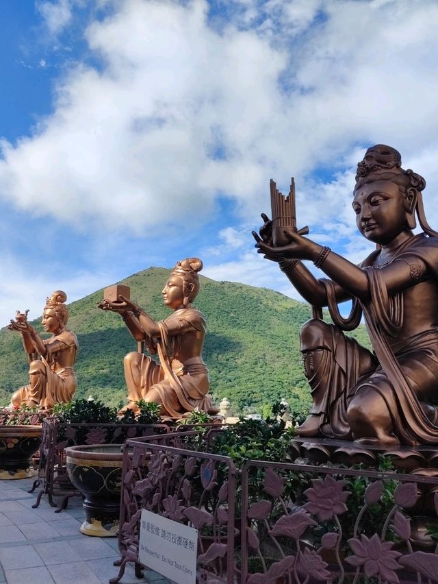 🙏พระพุทธรูปเทียนถาน