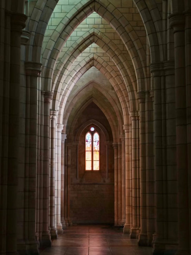 Brisbane: A City of Sunshine, Riverside Strolls & Hidden Gothic Gems