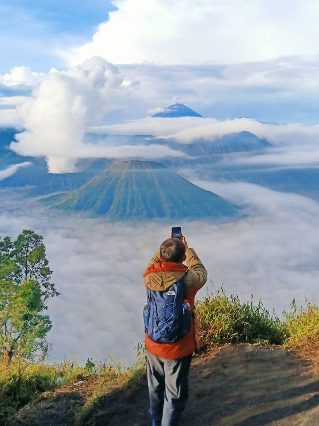 "Volcanic Sunrise Dreams at Bromo 🌋🌅”