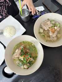 เจ๊ษร เล้งแซ่บ