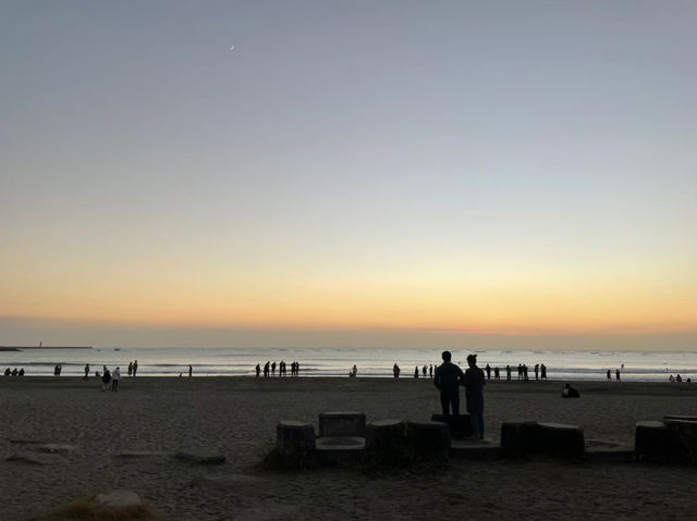 漫步漁光島：一場海風輕拂的夕陽夢境！