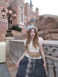 SHANGHAI DISNEYLAND 