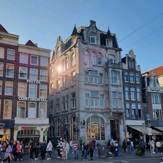 Amster-dreaming: Bikes, Canals, and Secret Alleys