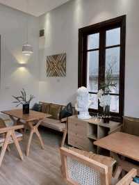 Oromia Coffee & Lounge – A Tranquil