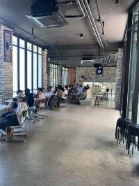 산방산과 바다를 한 눈에 뷰 최고 카페 제주 원앤온리