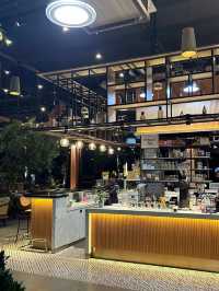 Juice & Joy, Welcome to Momoo Harbour Bay!
