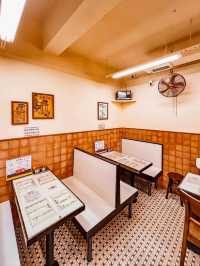 Slow Walker Cafe