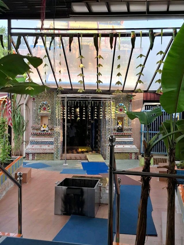 Arulmigu Sri Rajakaliamman Glass Temple