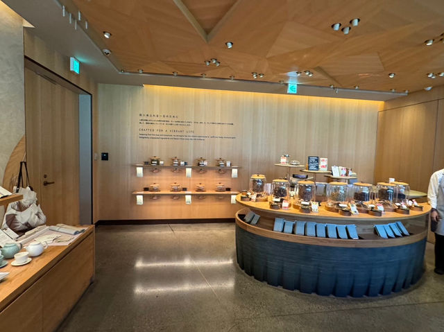 東京必去～中目黑星巴克旗艦店