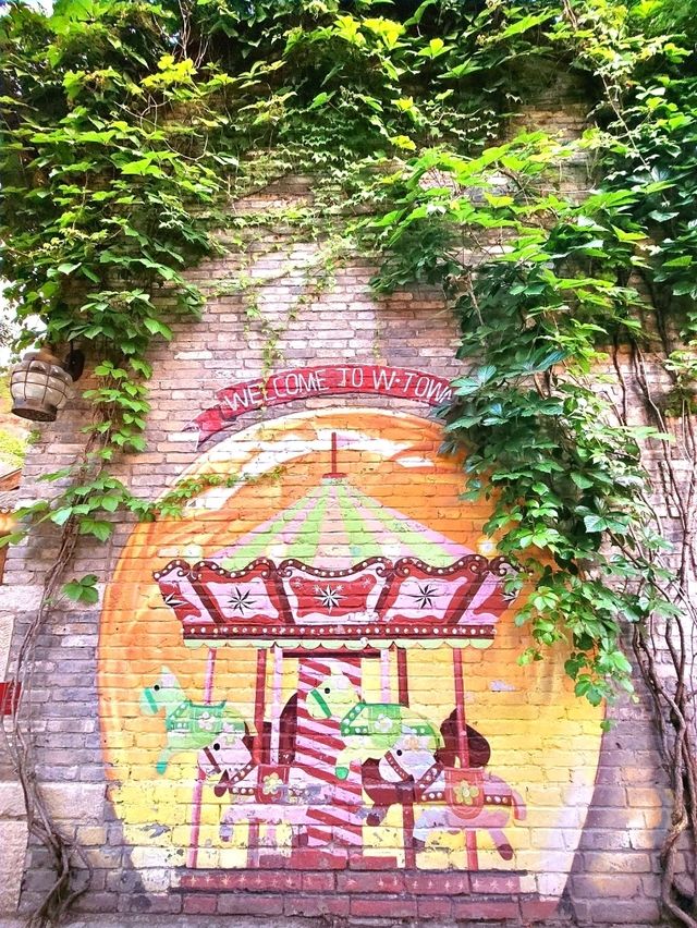 Magnificent street art in an ancient water town