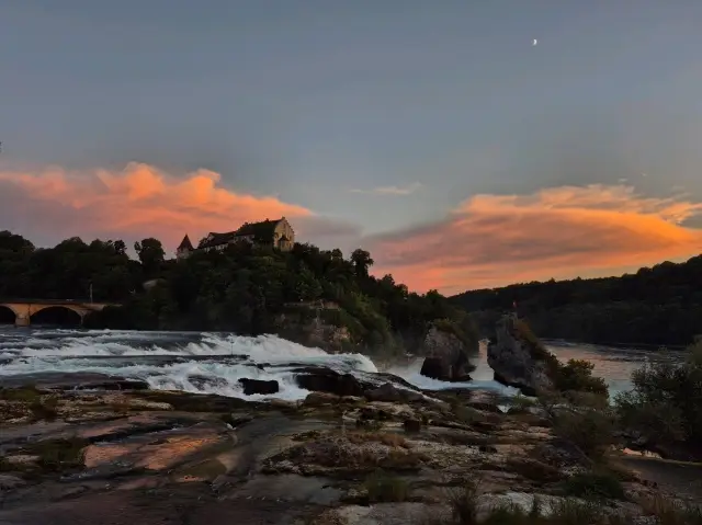 RhineFalls at night