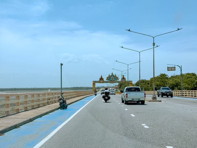 🌉✨ สะพานชลมารควิถี – สะพานคู่ขวัญเมืองชลบุรี ✨🌊