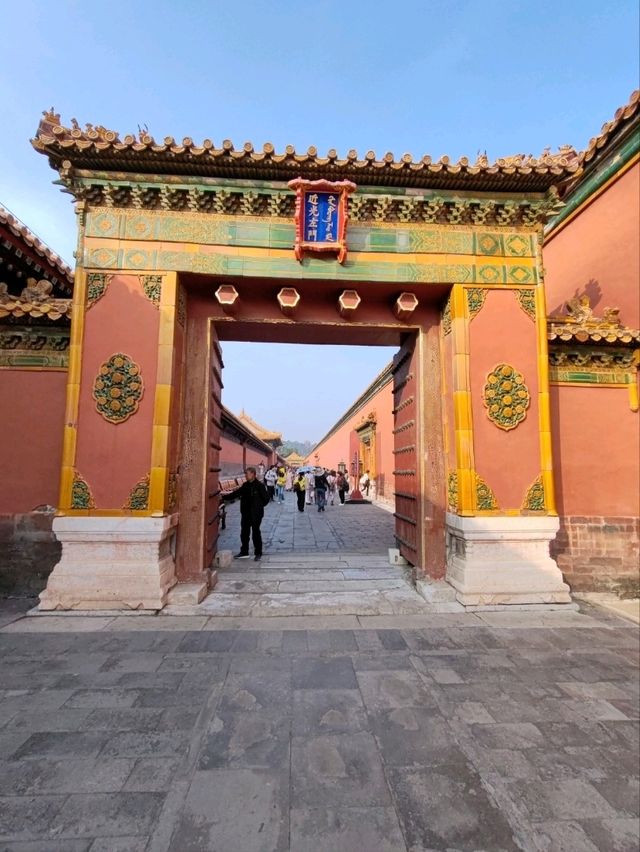 Discover the Forbidden City: Feel the Pulse of History