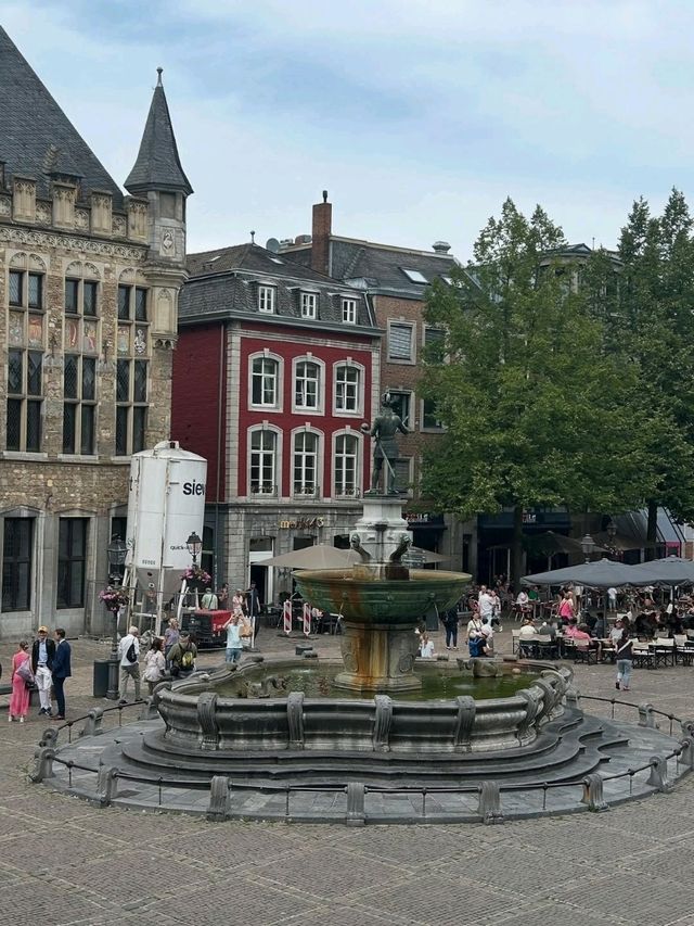 🏰 Aachen Highlights: Germany’s Imperial Spa City