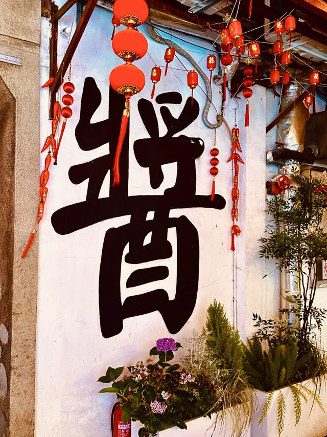 A Local's Favorite: A Lively and Authentic Experience A Local's Favorite: A Lively and Authentic Experience