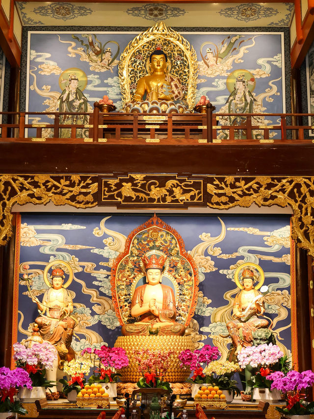 Calmness in Heart of Chengdu,Daci temple