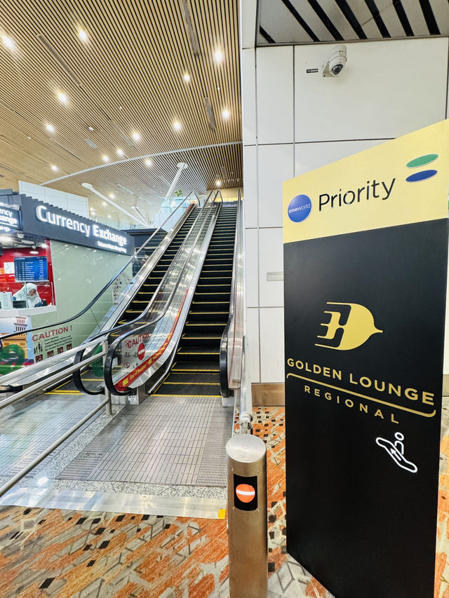 ✈️ Lounge hopping at KLIA