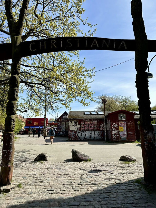 Art Comes To Life at Christiania Art Comes To Life at Christiania