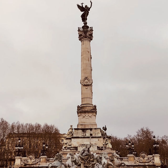 🍷✨ Solo Sojourn in Wine Country: Bordeaux – Where Elegance Meets Easygoing Charm 🍷✨ Solo Sojourn in Wine Country: Bordeaux – Where Elegance Meets Easygoing Charm