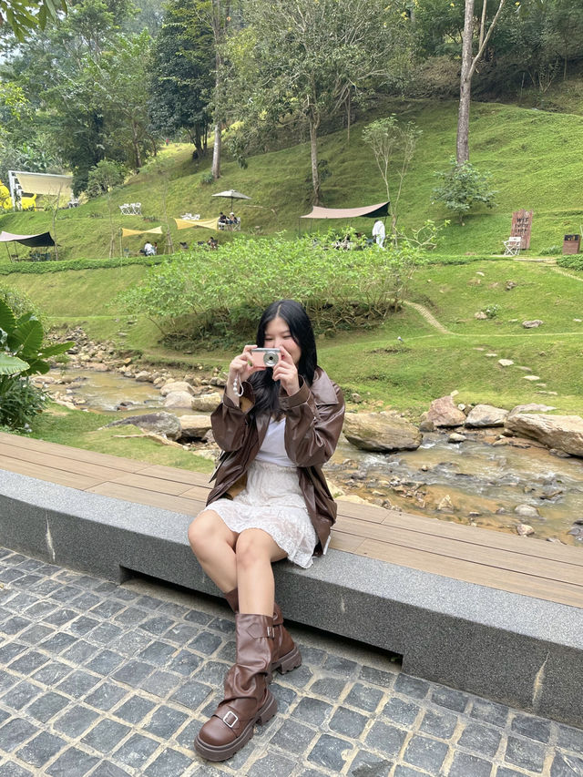 🍃คาเฟ่สไตล์แคมป์มีน้ำตกอลังมาก🤩